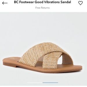 American Eagle 🦅 BC footwear sandals